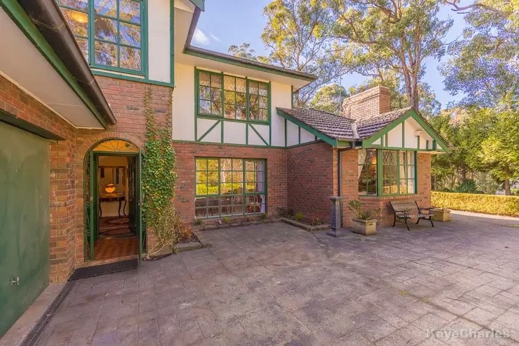 5A Old Beaconsfield Road, Emerald VIC 3782