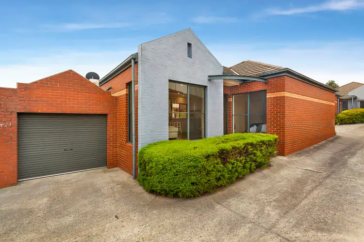 Main view of Homely villa listing, 2/38 Grandview Road, Preston VIC 3072