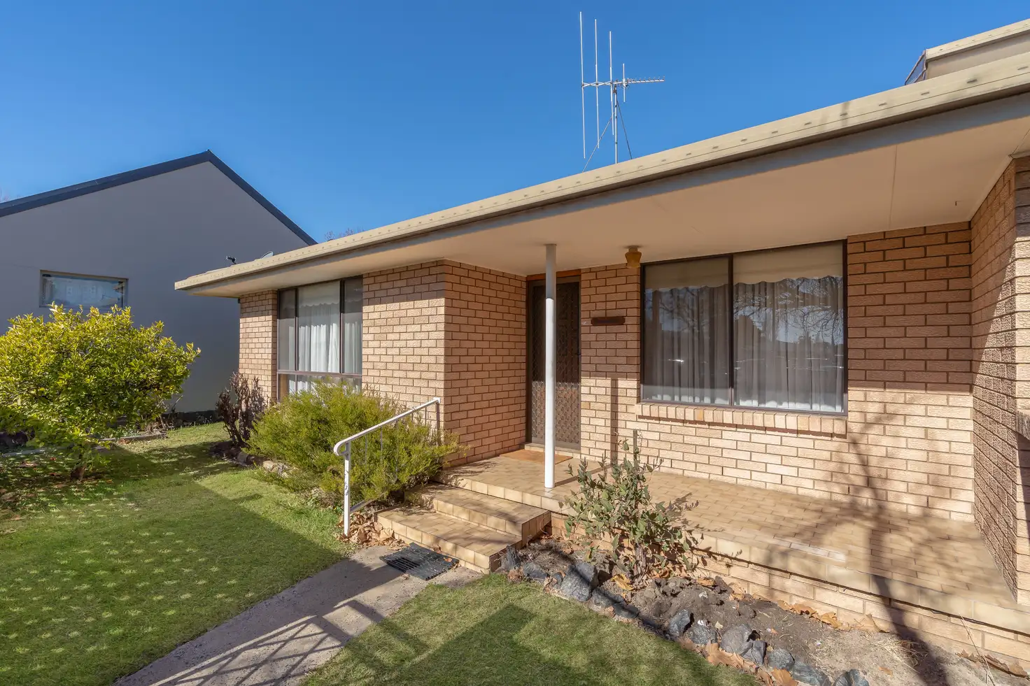 Main view of Homely unit listing, 1/198 Byng Street, Orange NSW 2800