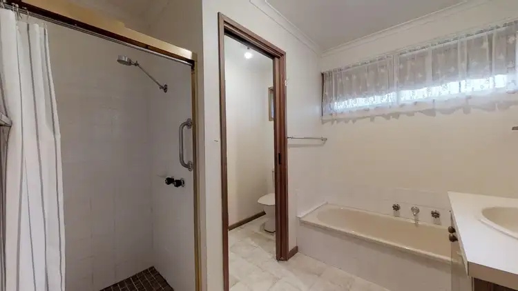 Fifth view of Homely unit listing, 1/86 High Street, Kangaroo Flat VIC 3555