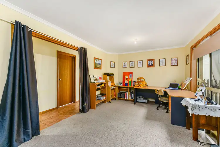 Sixth view of Homely house listing, 5 Graney Court, Mount Gambier SA 5290