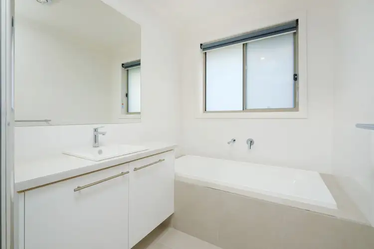 Sixth view of Homely house listing, 16 ASHBURTON CIRCUIT, Wodonga VIC 3690