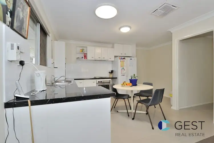 Sixth view of Homely house listing, 2 WOODBRIDGE CLOSE, Swan View WA 6056