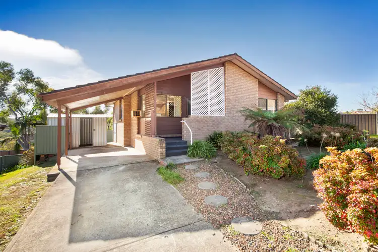 5 Long Close, Menai NSW 2234