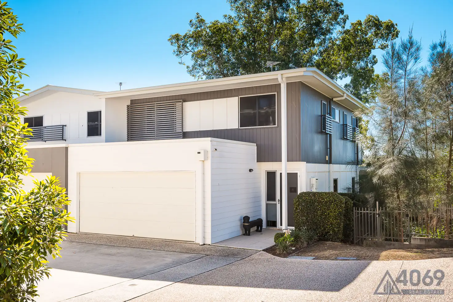 Main view of Homely townhouse listing, 8/693 Seventeen Mile Rocks Rd, Sinnamon Park QLD 4073
