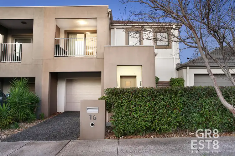16 Meridian Circuit, Berwick VIC 3806