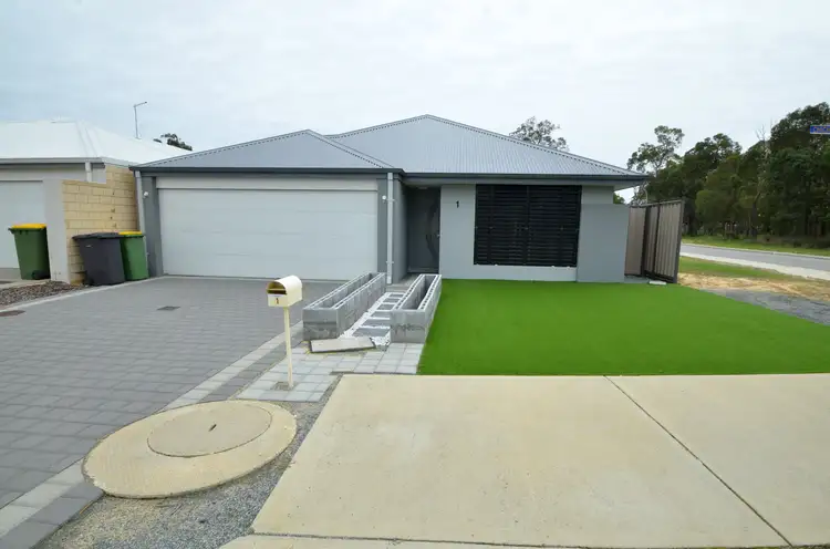 1 Chichester Avenue, Beckenham WA 6107