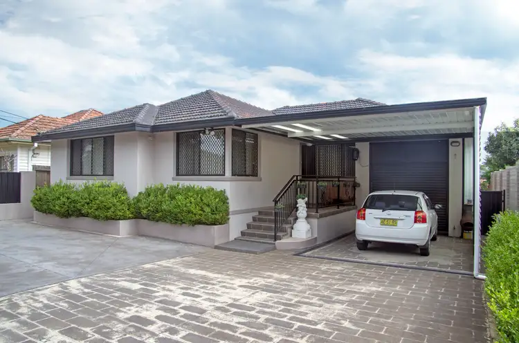 136 Ashford Avenue, Milperra NSW 2214
