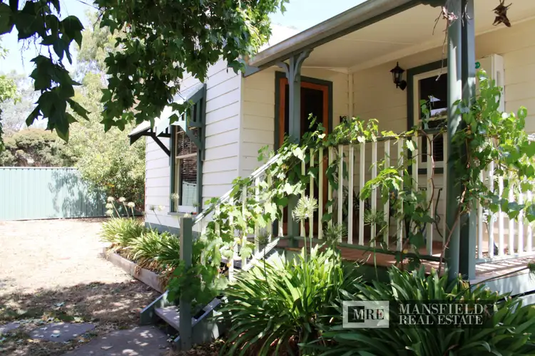 3 Young Street, Bonnie Doon VIC 3720