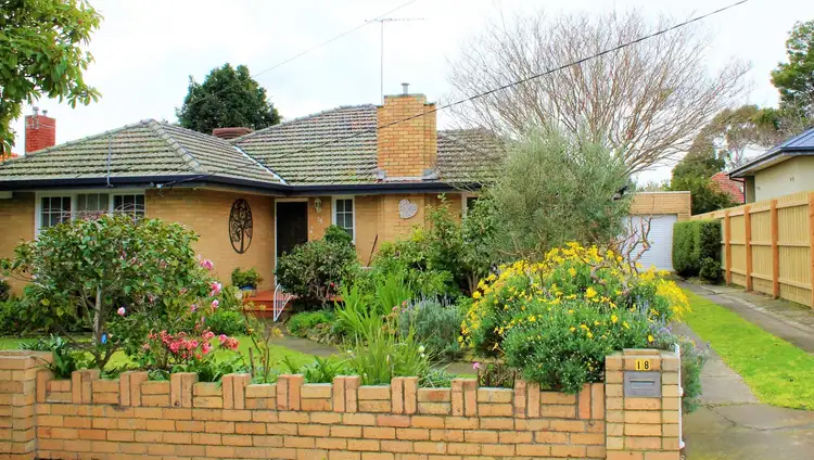 18 Thames Street, Heidelberg Heights VIC 3081