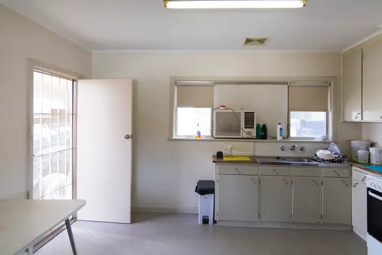 Third view of Homely block of units listing, 1-4 9 Burgess Street, Horsham VIC 3400