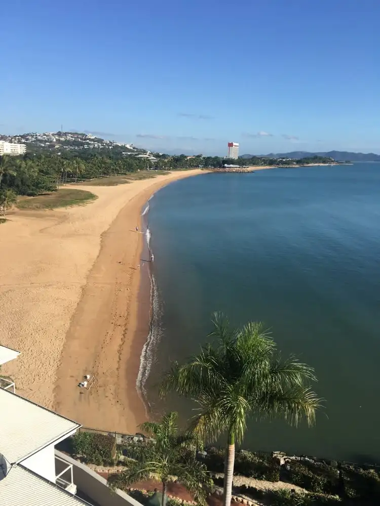 57/7 Mariners Drive, Townsville City QLD 4810