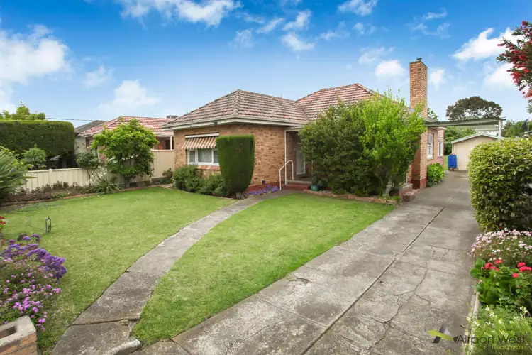 28 Walters Avenue, Airport West VIC 3042