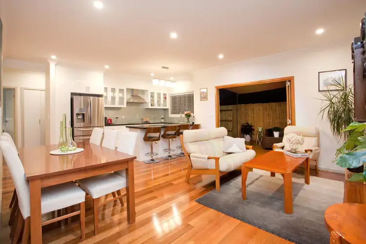 2/36 Blanche Street, Ardeer VIC 3022