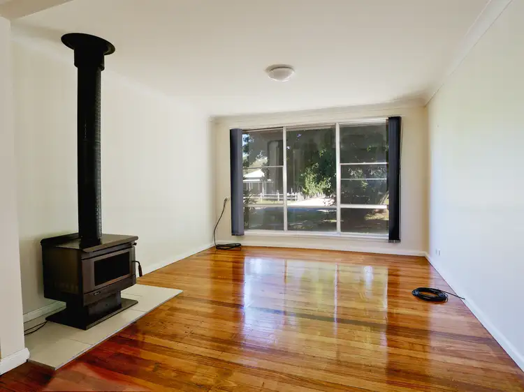 Third view of Homely house listing, 3 Hunter Street, Mansfield VIC 3722