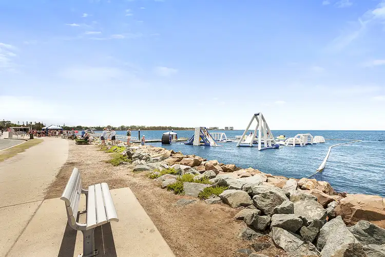 Sixth view of Homely unit listing, 9/102 HORNIBROOK ESPLANADE, Clontarf QLD 4019