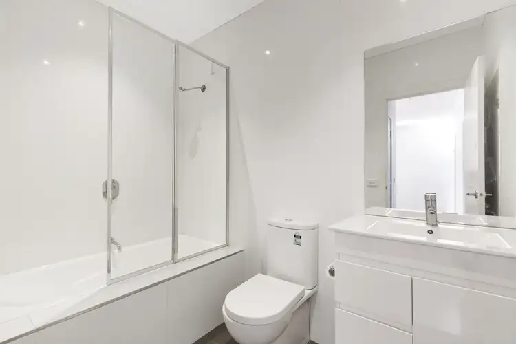 Sixth view of Homely house listing, 1/4 Hermione Terrace, Epping VIC 3076