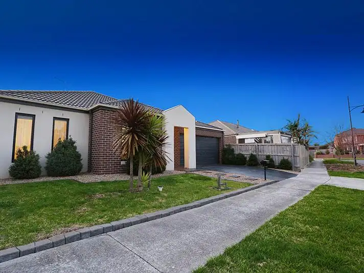 Second view of Homely house listing, 4 Rippon Lea Parade, Mernda VIC 3754
