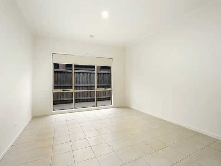 Fifth view of Homely house listing, 22 Doherty Way, Lalor VIC 3075