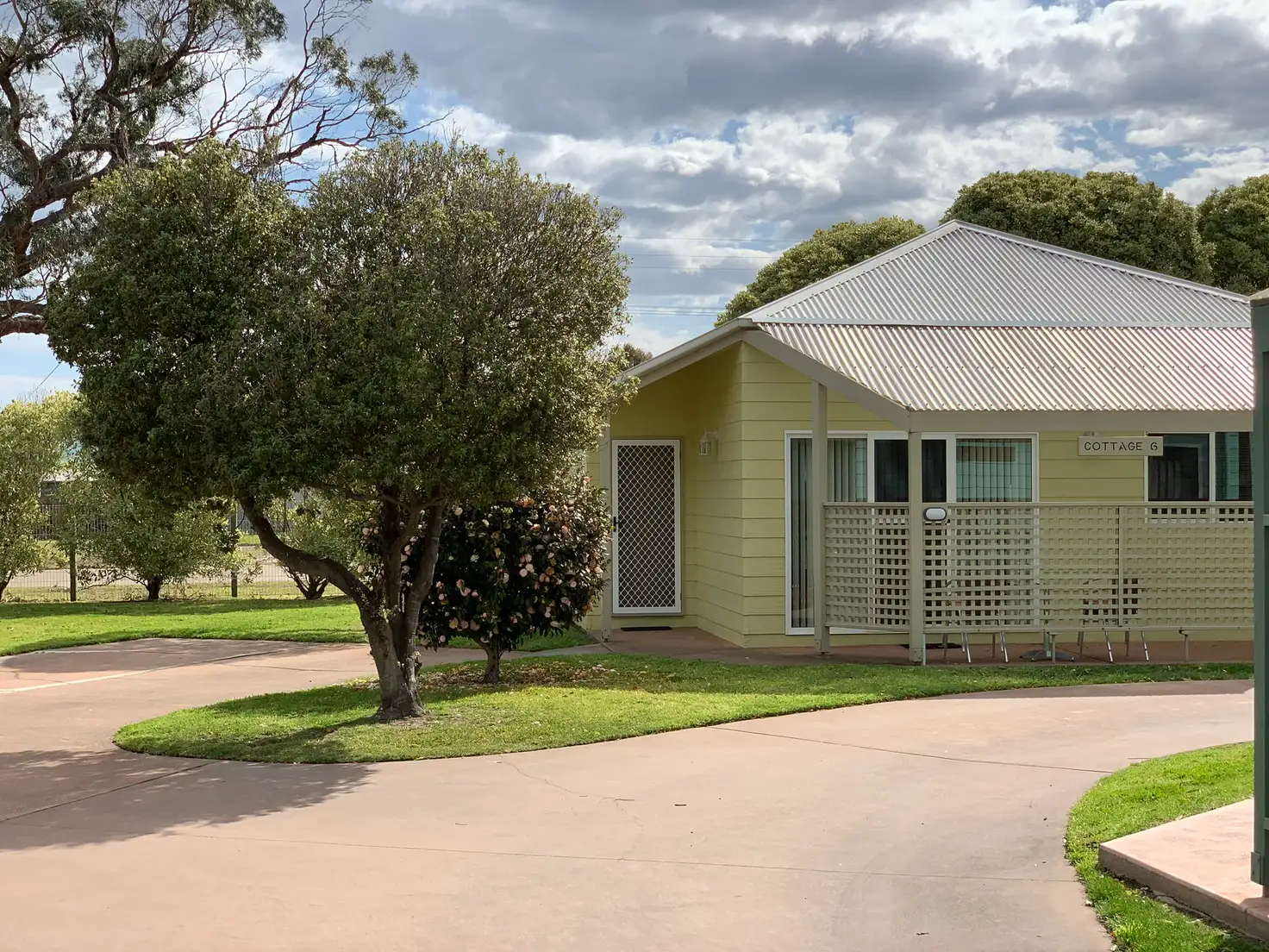 Main view of Homely studio listing, Cottage 6/Big 4 Whiters St , VIC 3909, Lakes Entrance VIC 3909