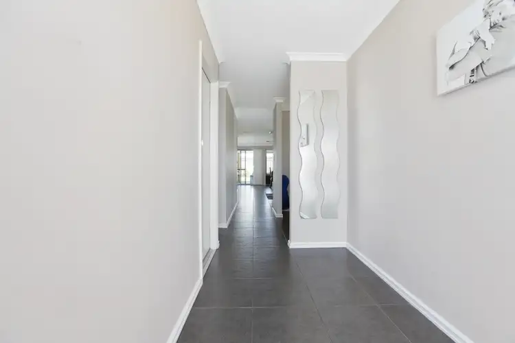 Fifth view of Homely house listing, 10 Munich Link, Piara Waters WA 6112