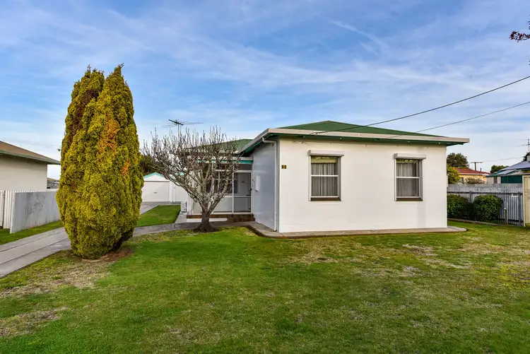 Fifth view of Homely house listing, 2 Blyth Street, Mount Gambier SA 5290