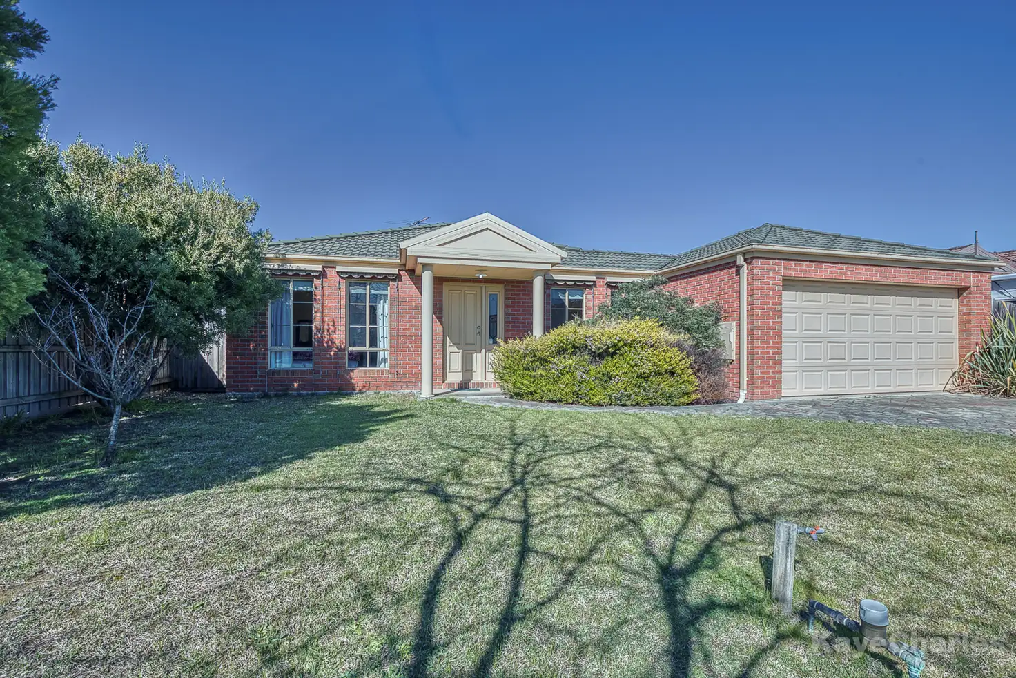Main view of Homely house listing, 33 Tantallon Boulevard, Beaconsfield VIC 3807