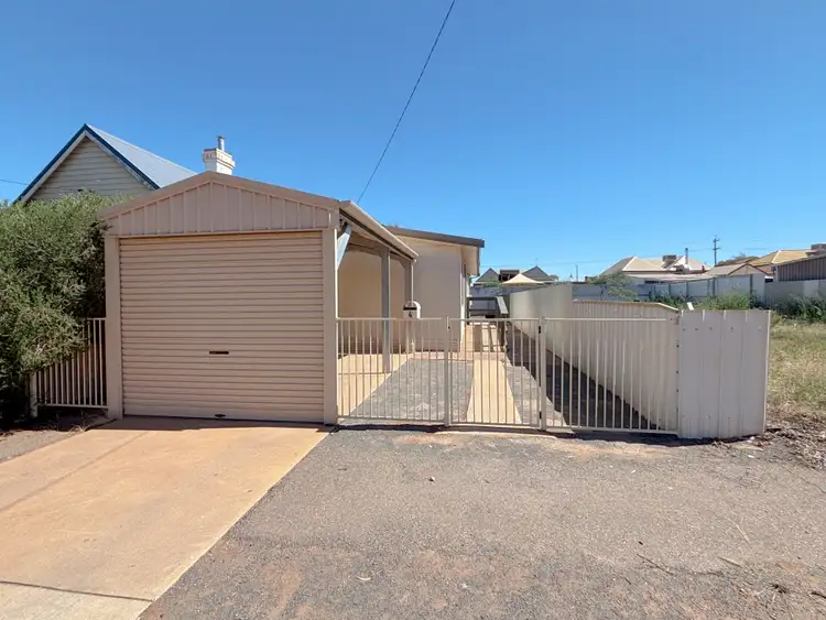 4 Dugan Street, Kalgoorlie WA 6430