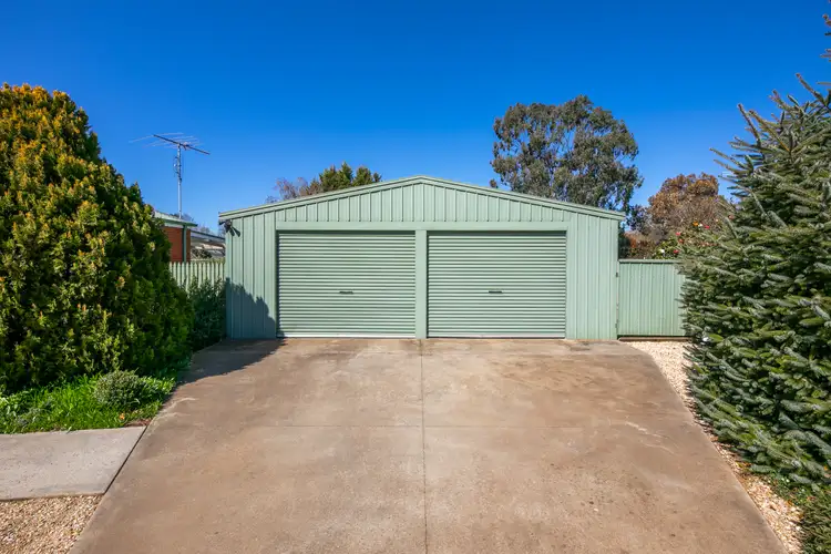 Fifth view of Homely house listing, 2 Hemphill Court, Lancefield VIC 3435