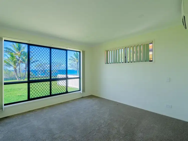 Seventh view of Homely house listing, 4 Chantelle Circuit, Coral Cove QLD 4670