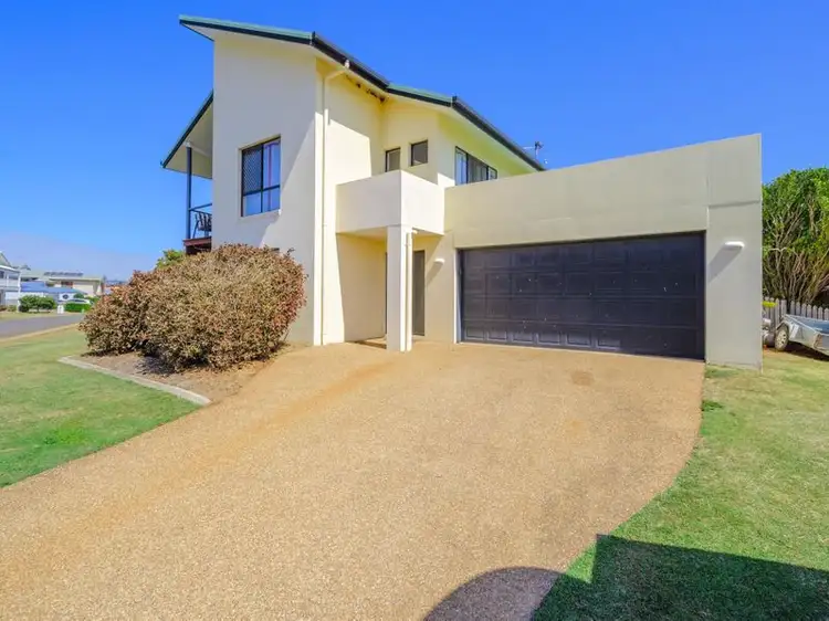 30 Robert John Circuit, Coral Cove QLD 4670