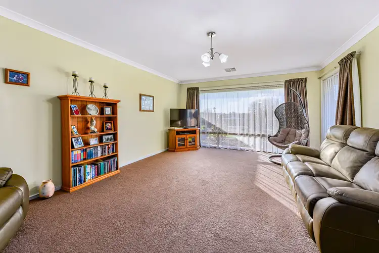 Third view of Homely house listing, 2 Skyline Place, Mount Gambier SA 5290