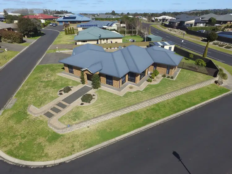 Fourth view of Homely house listing, 2 Skyline Place, Mount Gambier SA 5290