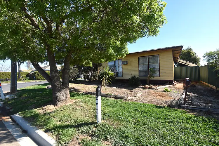 100 Pearce Street, Nathalia VIC 3638