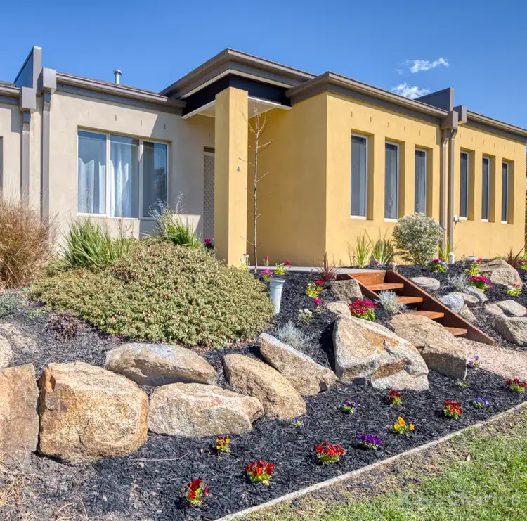4 Tolpis Lane, Cranbourne North VIC 3977