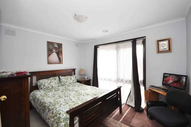 Seventh view of Homely house listing, 14 Ellam Court, Meadow Heights VIC 3048
