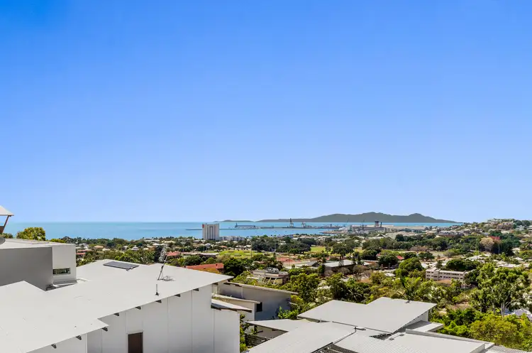 Second view of Homely house listing, 7 Toorak Place, Castle Hill QLD 4810