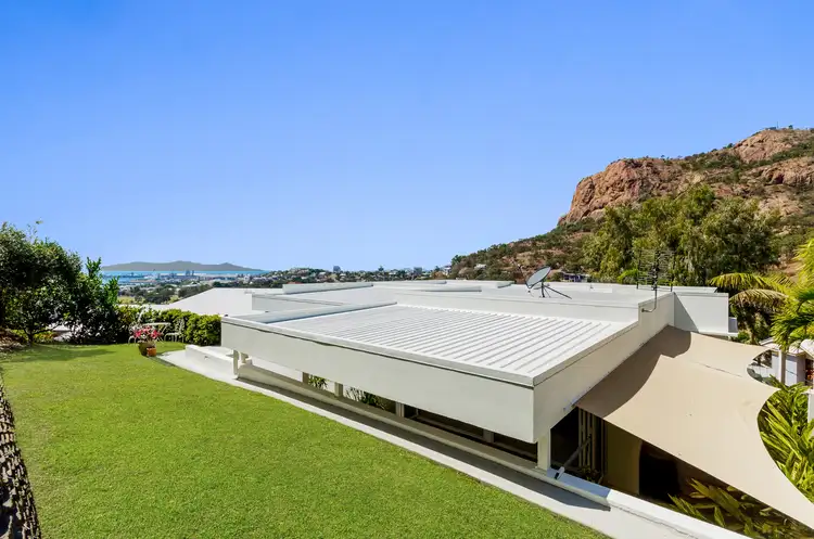 Fifth view of Homely house listing, 7 Toorak Place, Castle Hill QLD 4810