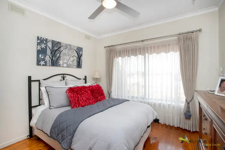 Fifth view of Homely house listing, 290 Furlong Road, St Albans VIC 3021