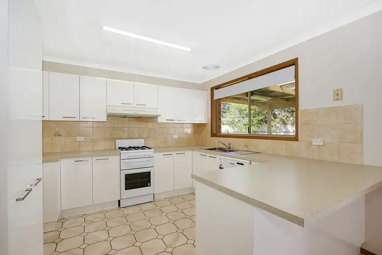 Fifth view of Homely house listing, 2 Augusta Court, Thurgoona NSW 2640