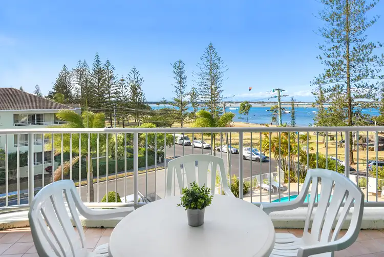 302/182 Marine Parade, Labrador QLD 4215