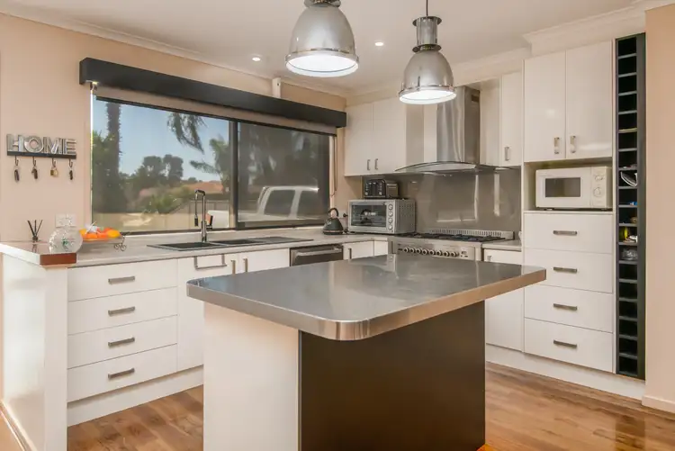 Fifth view of Homely house listing, 7 Shannon Court, Mooroopna VIC 3629