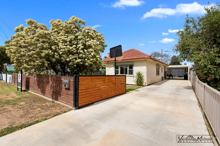 33 Dunlop Street, Yarrawonga VIC 3730