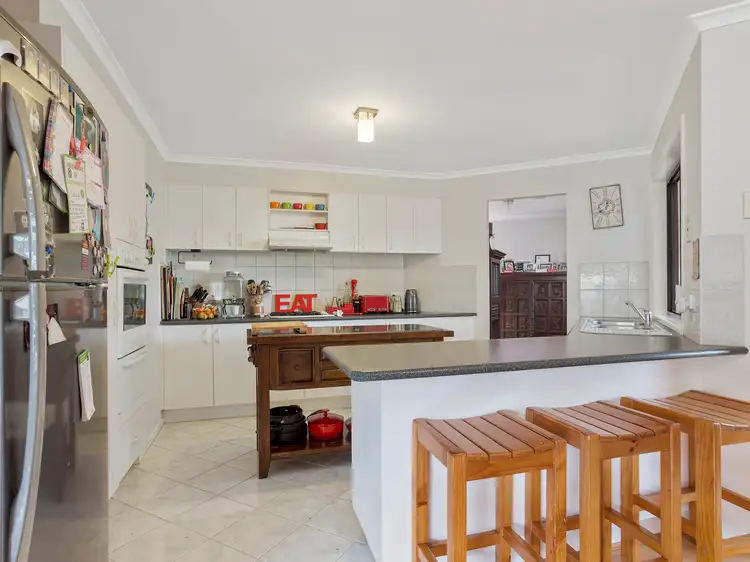 Fourth view of Homely house listing, 14 Brindalee Way, Hillside VIC 3037