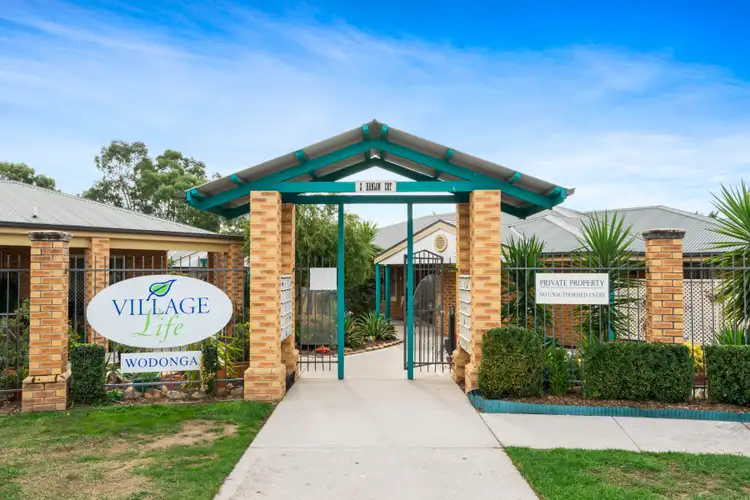 Main view of Homely unit listing, 27/2 Hanlon Court, Wodonga VIC 3690