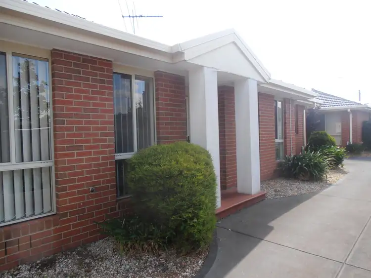 2/11 McCrae Street, Reservoir VIC 3073