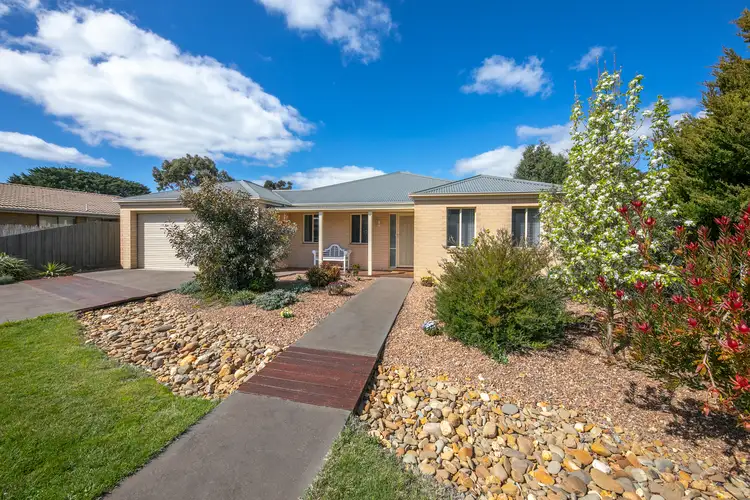 3 Acacia Court, Romsey VIC 3434