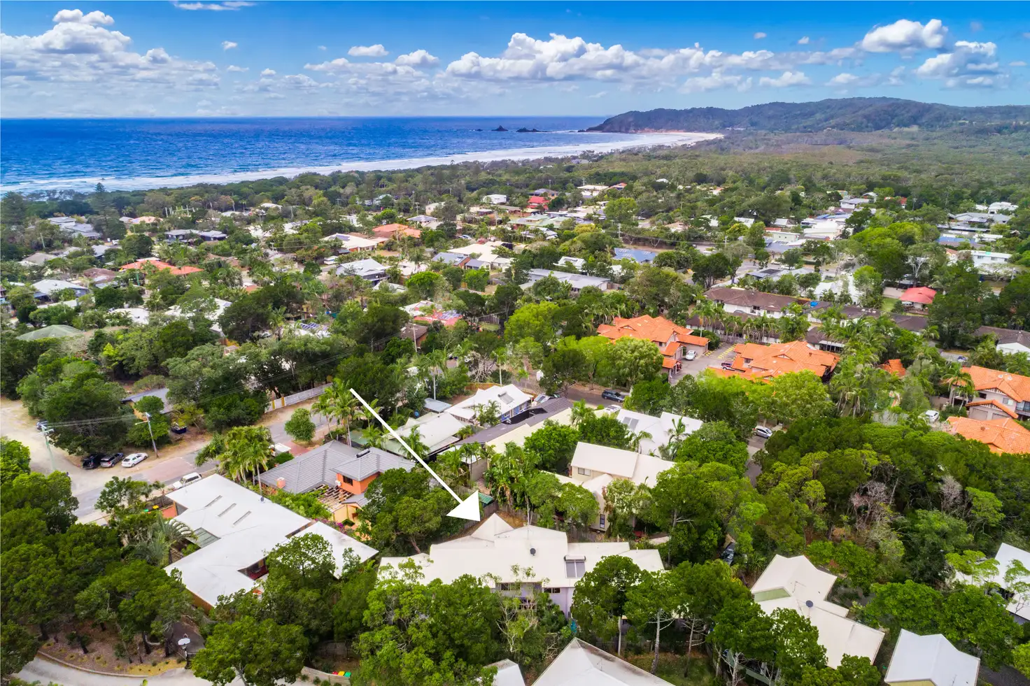 Main view of Homely townhouse listing, 2/50 Armstrong Street, Suffolk Park NSW 2481