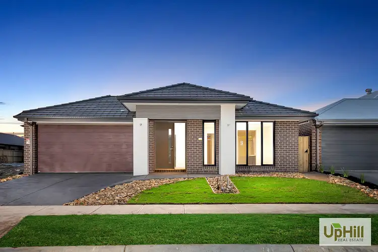 9 Keighery Drive, Clyde North VIC 3978