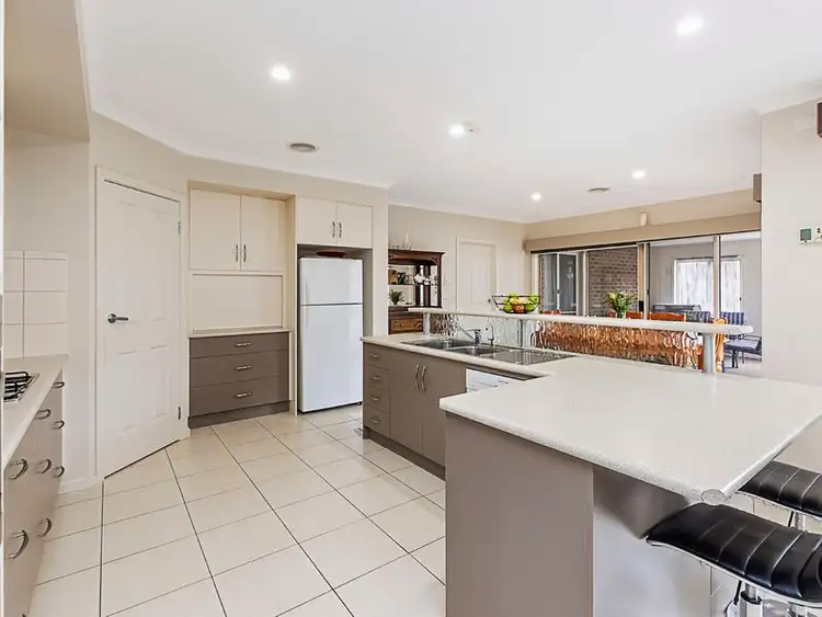 Second view of Homely house listing, 8 Sanford Court, Portland VIC 3305
